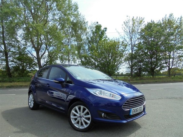 Ford Fiesta 1.0 TITANIUM 5d 99 BHP