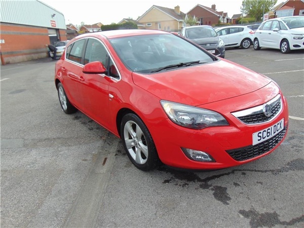 Vauxhall Astra 2.0 CDTi 16V ecoFLEX SRi [dr