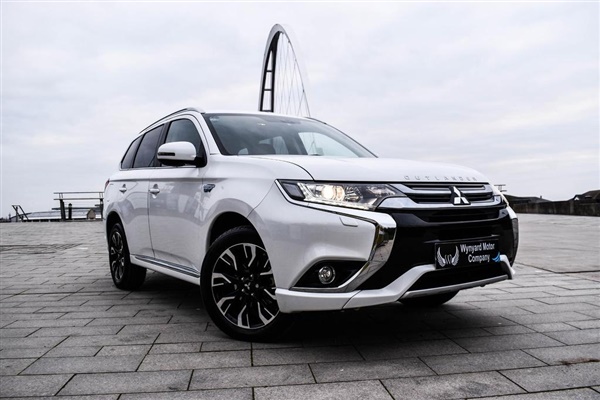 Mitsubishi Outlander 2.0 Kotu CVT 4x4 5dr (Leather, 5 seats)