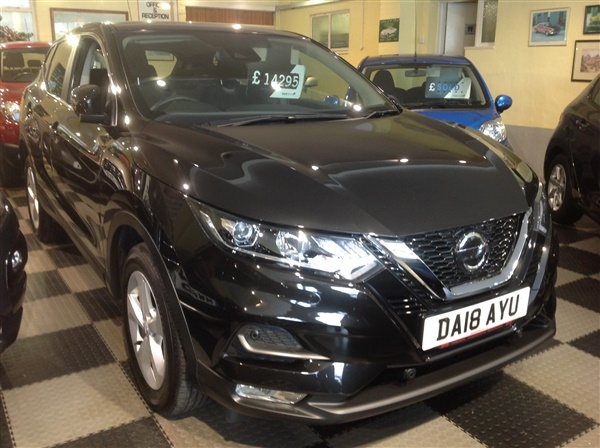 Nissan Qashqai 1.2 DiG-T N-Vision 5dr