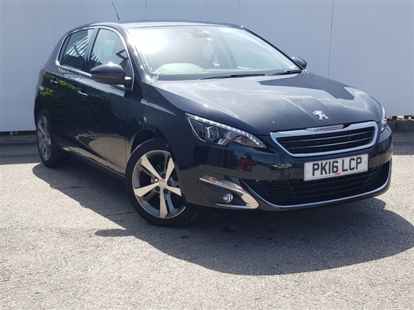 Peugeot  PureTech 130 Allure 5dr Hatchback