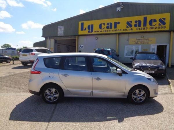 Renault Scenic 1.5 EXPRESSION DCI 5d 110 BHP MPV