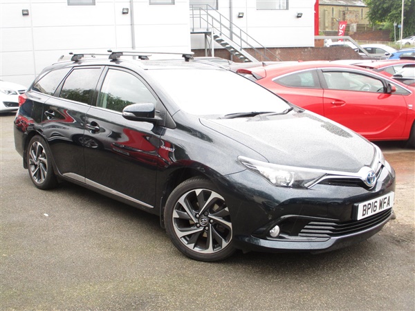 Toyota Auris 1.8 Hybrid Design TSS 5dr CVT GREAT SPEC CAR