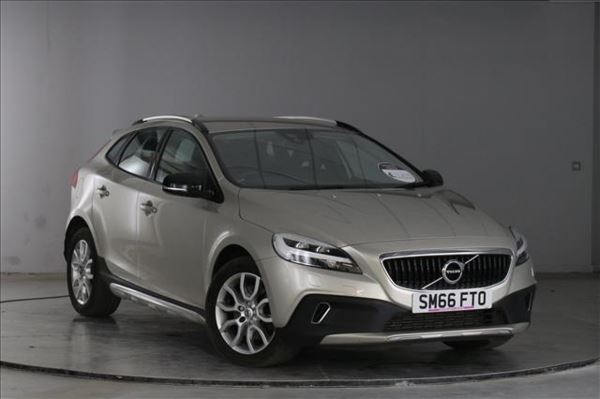 Volvo V40 T] Cross Country Pro 5dr Geartronic Auto T3