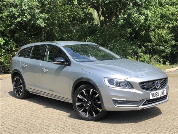 Volvo V60 D] Cross Country Lux Nav 5Dr Awd Geartronic