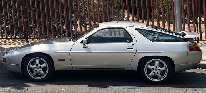 Porsche - 928 S