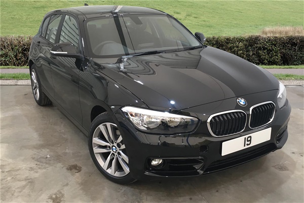 BMW 1 Series 118i [1.5] Sport 5dr [Nav/Servotronic] Step