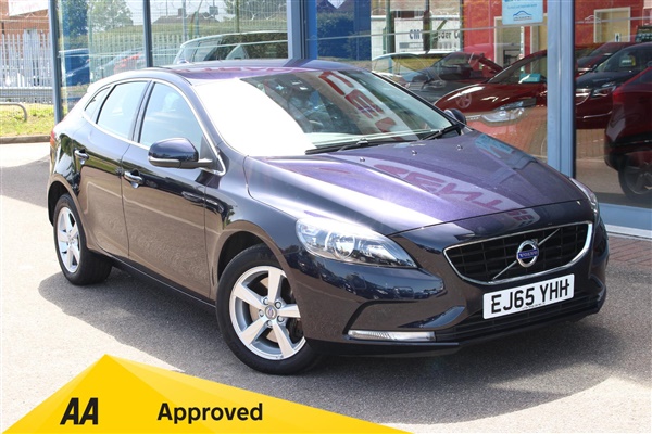 Volvo V40 T] SE 5dr Geartronic - HEATED SEATS,