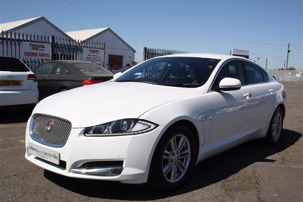 Jaguar XF 2.2 TD Luxury 4dr (start/stop) Auto