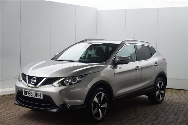 Nissan Qashqai 1.2 DIG-T N-Connecta 5dr