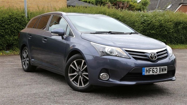 Toyota Avensis 2.0 D-4D Icon 5dr