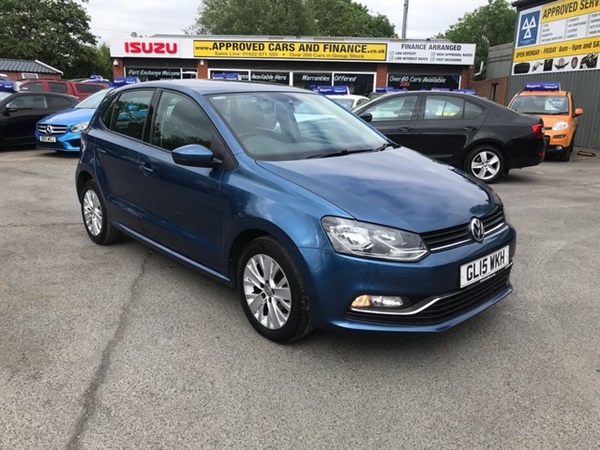Volkswagen Polo 1.0 SE 5d 74 BHP IN METALLIC BLUE WITH A