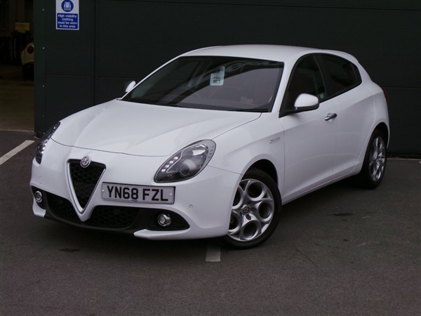 Alfa Romeo Giulietta 1.6 JTDM-PS SUPER 5DR TCT AUTO