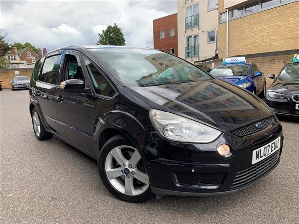 Ford S-Max TITANIUM