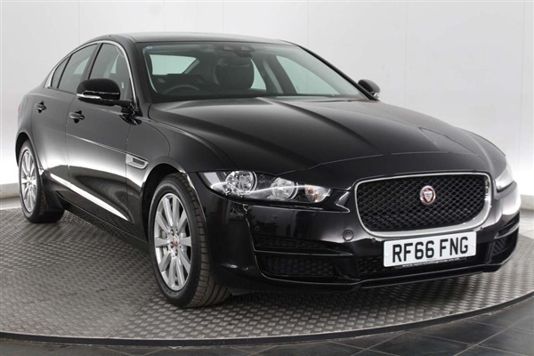 Jaguar XE 2.0 i SE Auto 4dr