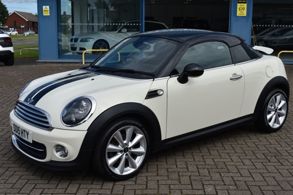 Mini Coupe 1.6 Cooper Coupe Alloys Chili Pack Pepper White