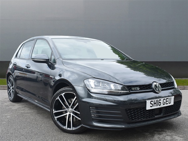 Volkswagen Golf 1.0 TSI 110 SE 5dr