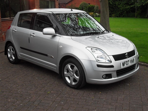 Suzuki Swift 1.5 GLX 5dr Automatic