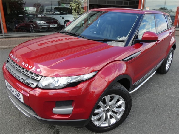 Land Rover Range Rover Evoque SD4 PURE TECH + FLSH + SAT-NAV