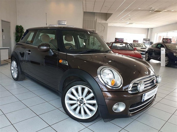 Mini Hatch 1.6 Cooper D Mayfair 3dr