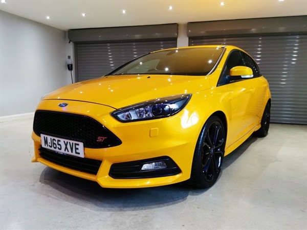 Ford Focus 2.0 ST-3 TDCI 5d 183 BHP