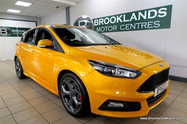 Ford Focus 2.0T EcoBoost ST-3 5dr [2X SERVICES, SAT NAV,