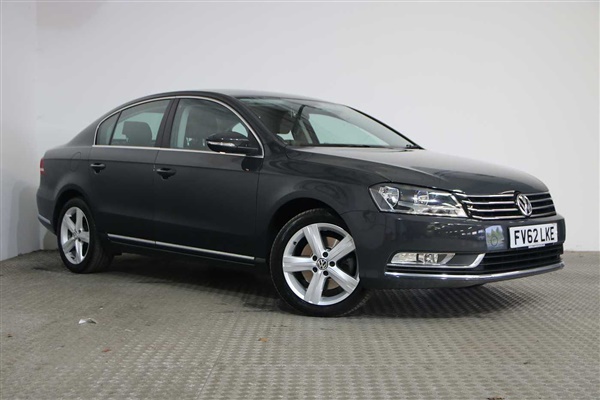 Volkswagen Passat SE 1.6 TDI BMT 105PS 6-speed 4 Door