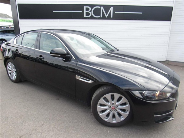 Jaguar XE 2.0 d Prestige 4dr