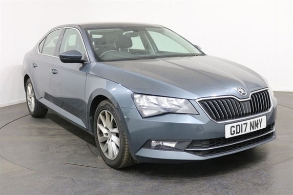 Skoda Superb 1.6 SE TDI DSG 5d AUTO 118 BHP Bluetooth DAB