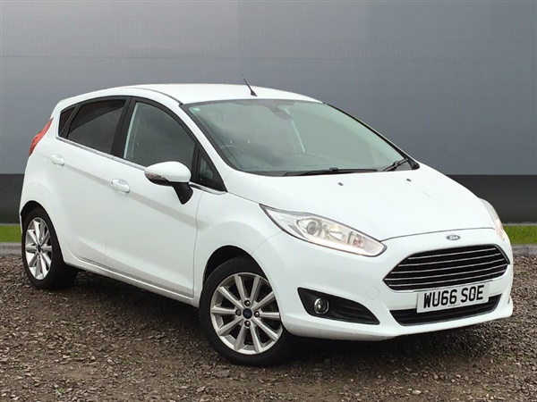 Ford Fiesta 1.0 EcoBoost Titanium Navigation 5dr