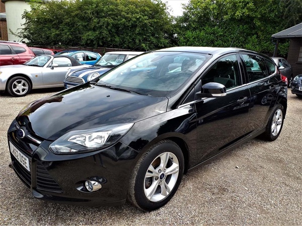 Ford Focus 1.0 SCTi EcoBoost Zetec 5dr