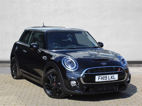 Mini Hatch 2.0 Cooper S Sport II 3dr Auto [Comfort/Nav Pack]