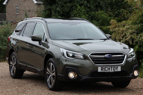 Subaru Outback 2.5i SE Premium 5dr Lineartronic with
