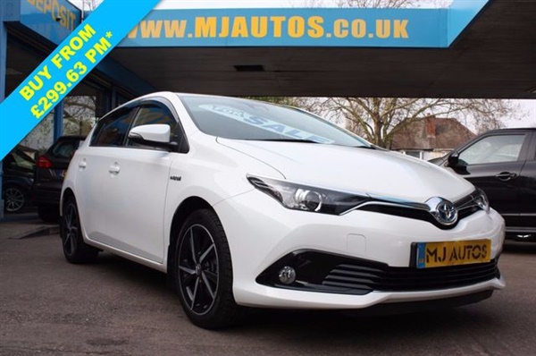 Toyota Auris 1.8 VVT-I DESIGN TSS 5dr AUTO 99 BHP