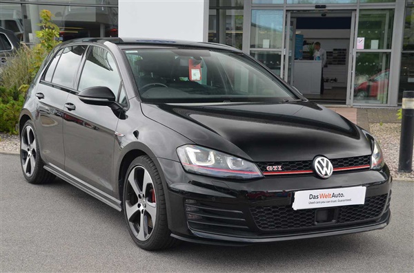 Volkswagen Golf 2.0 TSI GTI 230PS 5Dr&&LEATHER&&