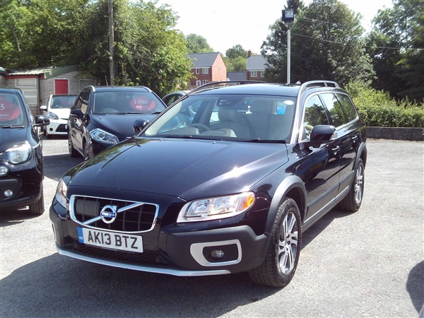 Volvo XC70 D] AWD 4X4 SE 5dr Geartronic/Automatic