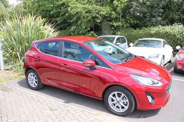 Ford Fiesta ZETEC With Navigation Bluetooth and Reverse