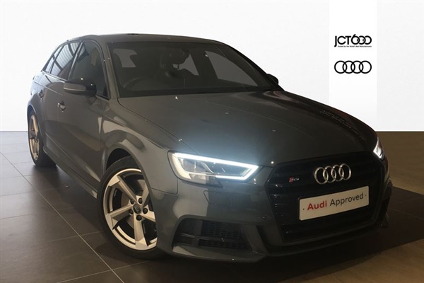 Audi A3 Sportback Black Edition 2.0 TFSI quattro 310 PS S