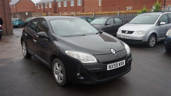 Renault Megane 1.6 VVT Dynamique 5dr