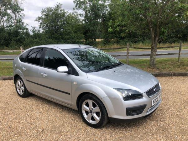 Ford Focus 1.8 TDCi Zetec Climate Hatchback 5dr Diesel