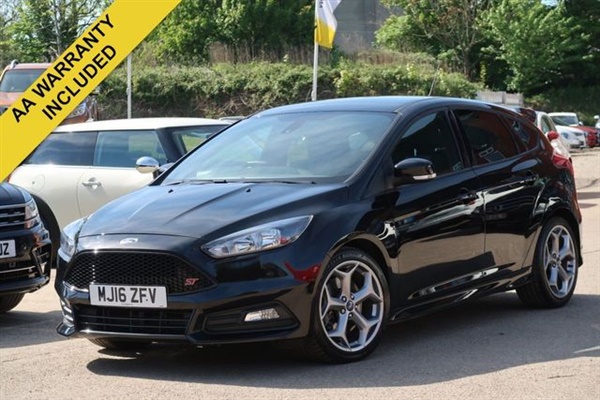 Ford Focus 2.0 ST-1 5d 247 BHP