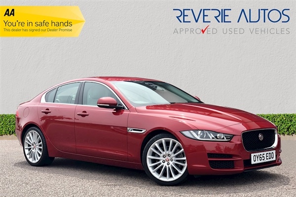 Jaguar XE Xe Portfolio Saloon 2.0 Automatic Diesel