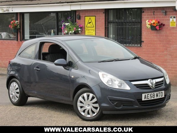 Vauxhall Corsa 1.4 CLUB AUTOMATIC + LOW MILEAGE 3dr