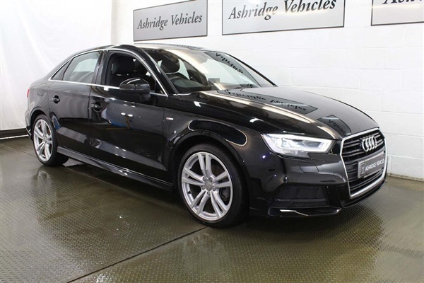 Audi A3 1.4 TFSI CoD S line (s/s) 4dr