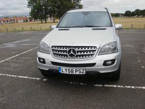 LHD  MERCEDES BENZ ML 320CDI LEFT HAND DRIVE in Luton |
