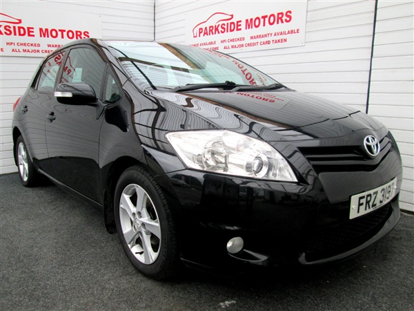 Toyota Auris 1.4 D-4D TR 5dr MM Automatic