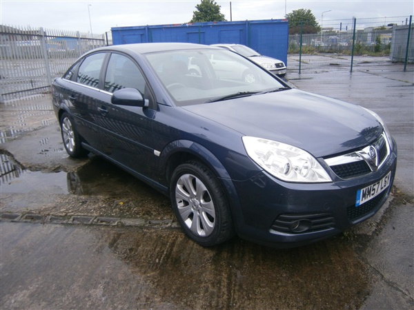 Vauxhall Vectra 1.8i VVT Exclusiv 5dr CALL US ON 