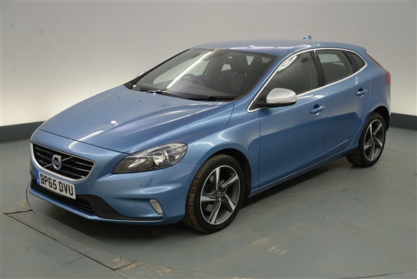 Volvo V40 T] R DESIGN 5dr - DAB/CD/USB - CLIMATE