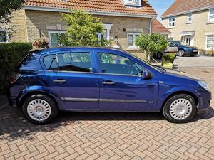 Vauxhall Astra 1.6i 16v life  petrol automatic in Ely |