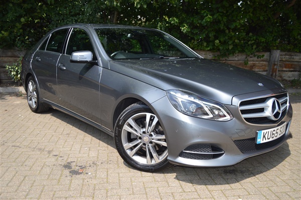 Mercedes-Benz E Class E220 BLUETEC SE Auto